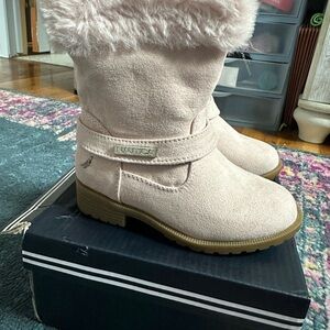 Brand new in box size 7 toddler Nautica Pink Faux Fur Boots